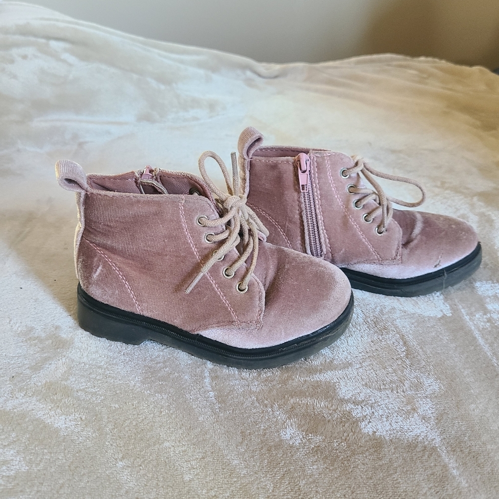 Cute dusty rose color little girls ankle boots